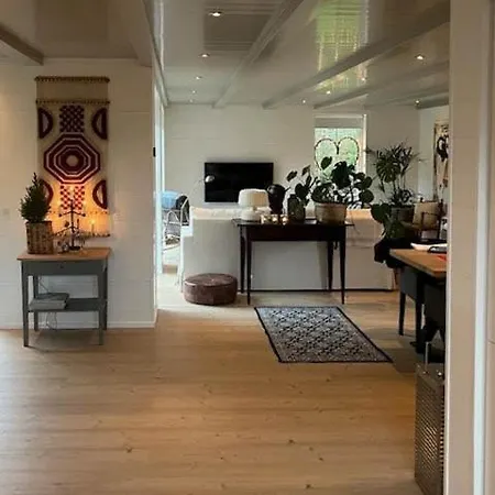 Modern Where Indoor And Outdoor Merge Holiday home *