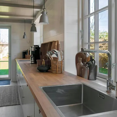 Modern Where Indoor And Outdoor Merge Hals