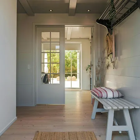 Modern Where Indoor And Outdoor Merge Hals